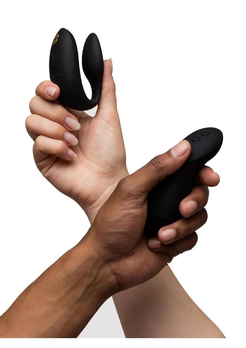 We-Vibe | Chorus Pro | C-Shaped Sharable Vibrator